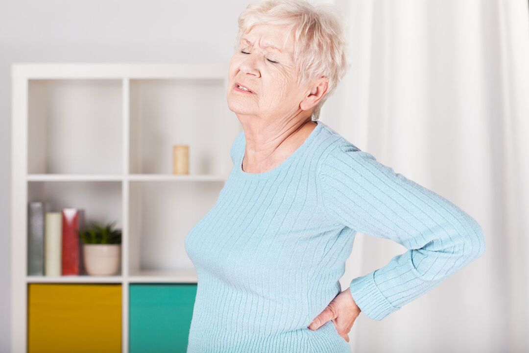 lower back pain in women can be the cause of osteochondrosis